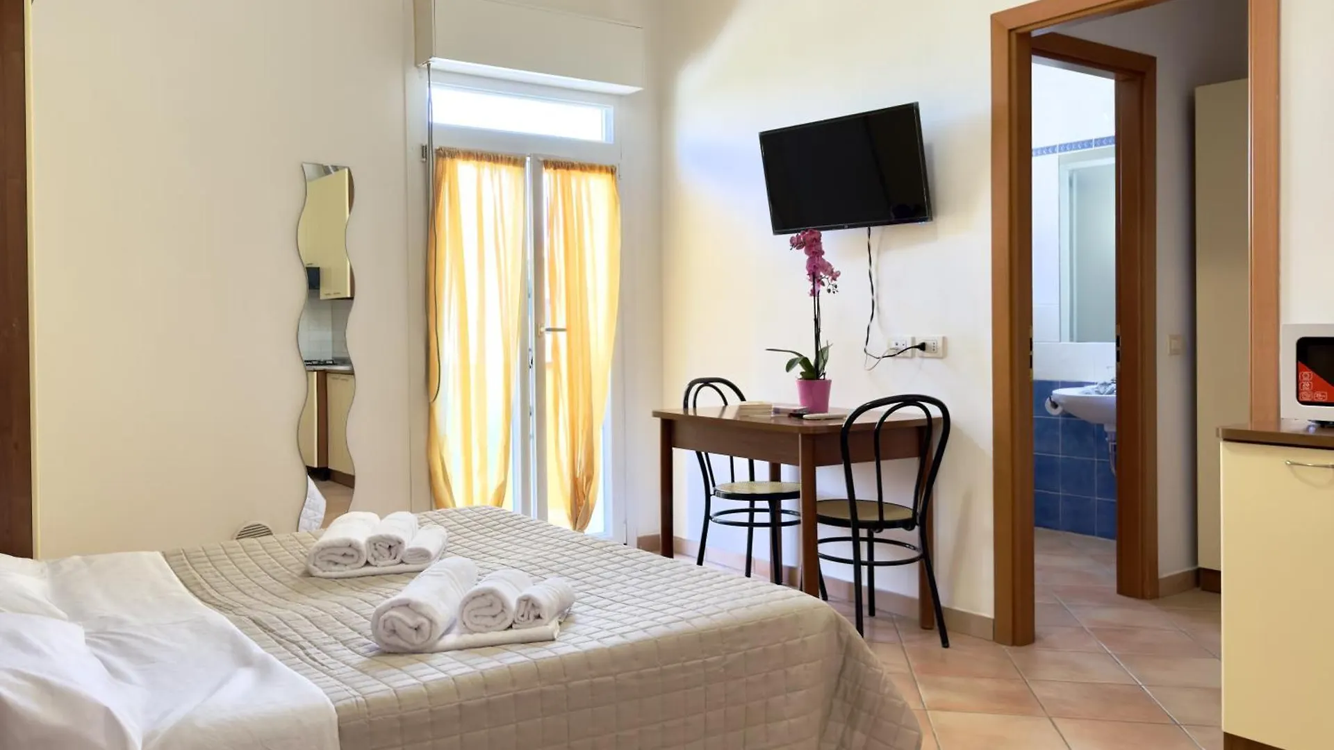 Aparthotel Residence Carioca Rimini