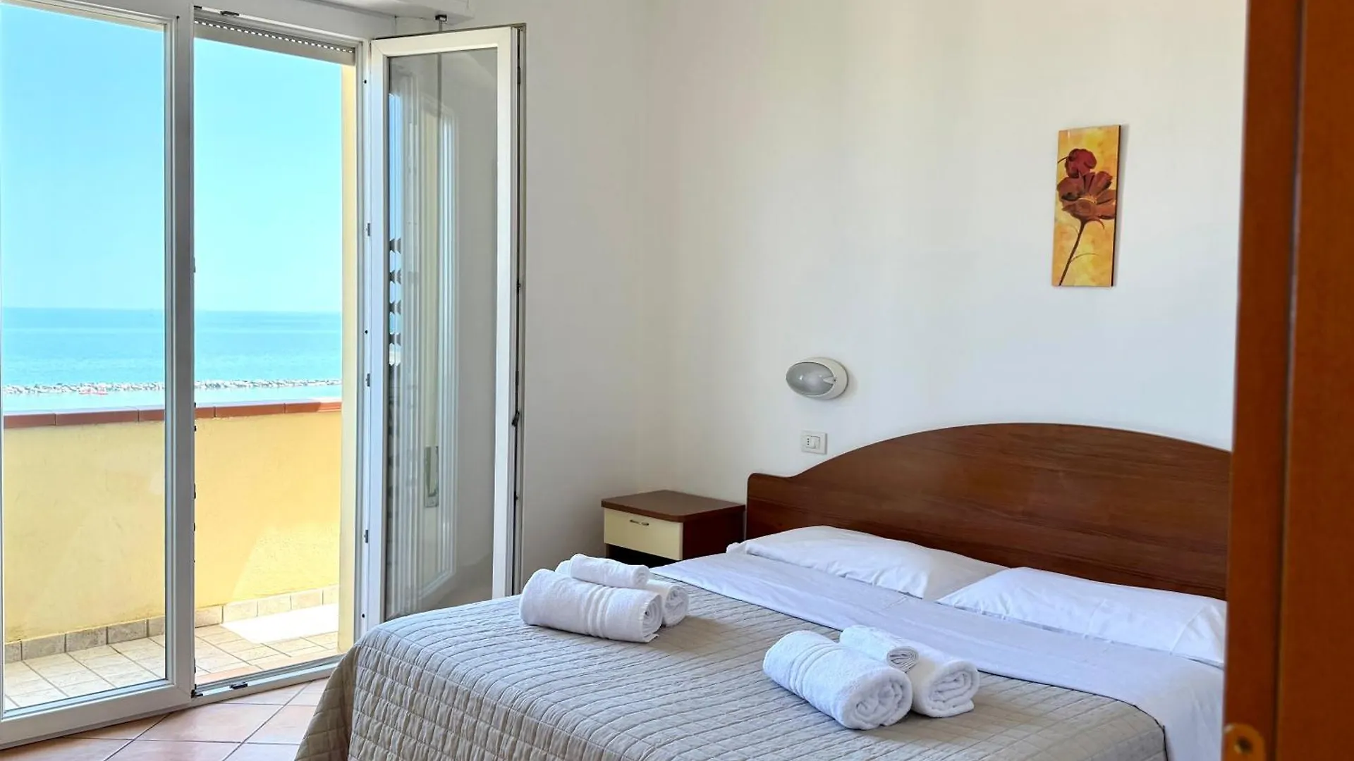 Aparthotel Residence Carioca Rimini